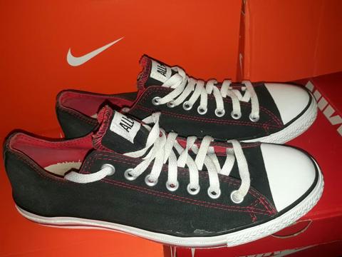Zapatilla All Star Talla 44 28cm Usado