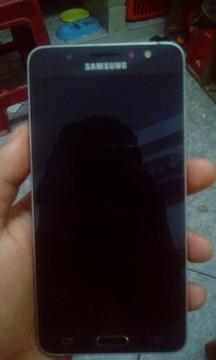 Celular J5 en Buen Estado Uso Personal