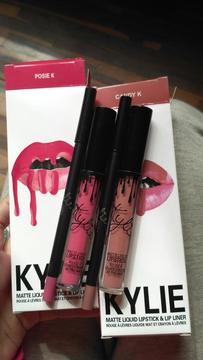 Kylie Lip Kit Labial Mate San Isidro