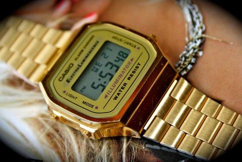 Reloj Casio Retro Clásicos De Oro A168wg9wdf Unisex Gold