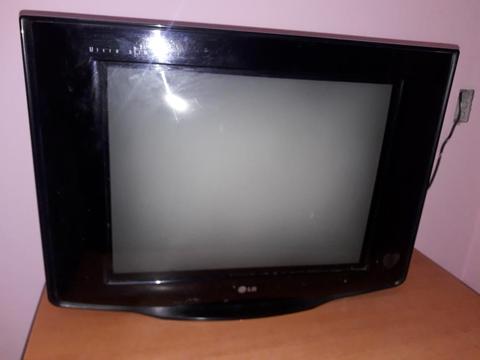 Vendo Televisor Lg de 24 Pulgadas