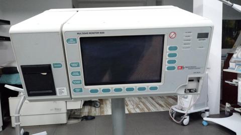 Monitor MRI 9500 Multigas con Capnografia SP02, NIBP