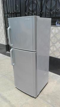 Refrigeradora Samsung No Frost Mediano