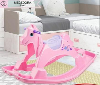 Vendo Mecedora Marca Rey Nueva Turqueza