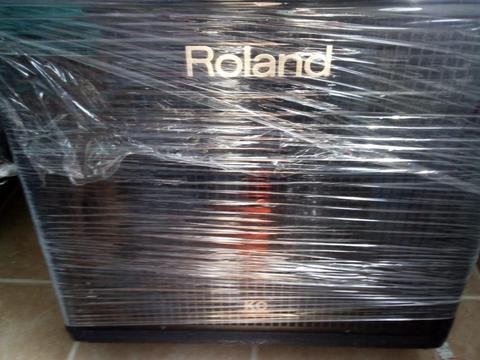 Amplificador de teclado ROLAND KC550 180W