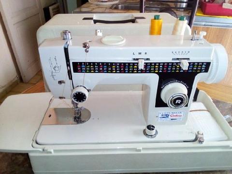 Vendo máquina de coser