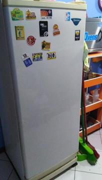 VENDO REFRIGERADOR EN BUEN ESTADO