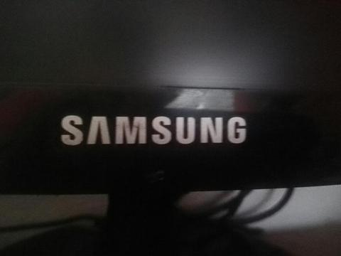 Monitor Samsung Syncmaster Sa100 18.5