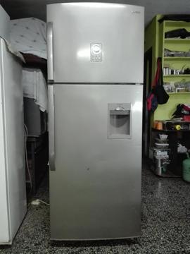Vendo refrigeradora Samsung a s/650.00 soles