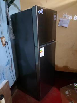 Se Vende por Viaje Refrigeradora Daewo