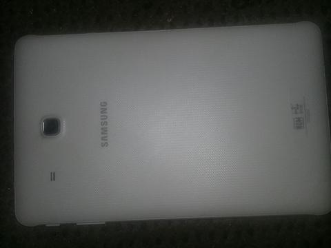 Tablet Galaxy Tab E