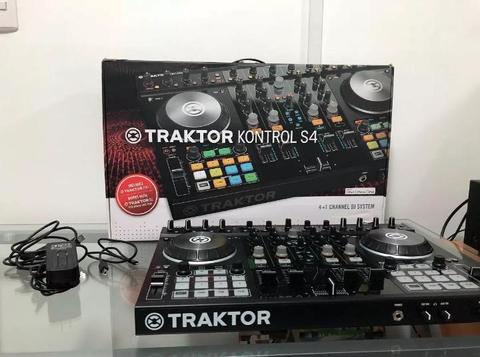 Traktor s4 mk2