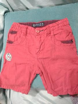 Short Niño Talla 4 Color Rojo