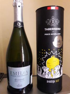 Pisco acholado Tabernero y Espumante Emilia Argentina