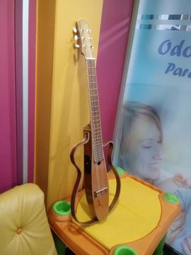 Vendo Guitarra Ocasion