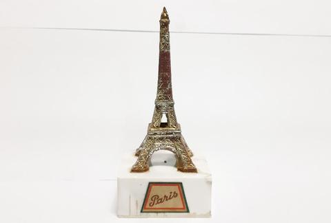 Pequeña Torre Eiffel de Plástico