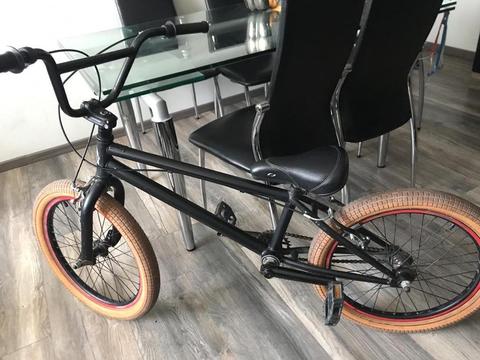 Bicicleta BMX