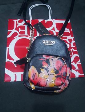 Morrales Guess
