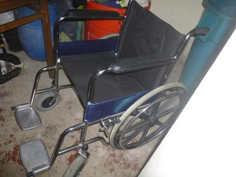 VENDO SILLA DE RUEDAS