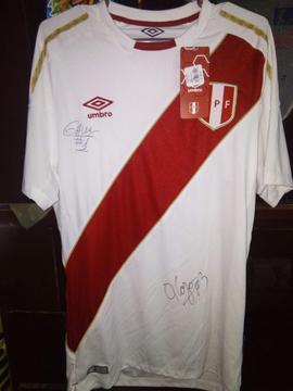Camiseta de Selección Peru Autografiada