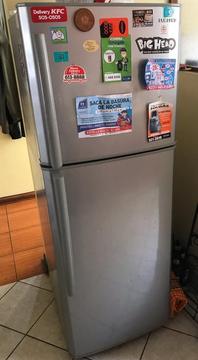 Vendo Refrigeradora Casi Nueva Samsung