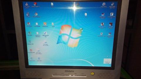 monitor olidata 19 pulgadas incluye teclado
