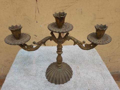 Candelabro de Bronce