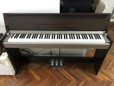 Vendo Piano Yamaha Clavinova