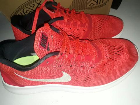 Zapatilla Nike Free Rn Talla 45 Usado