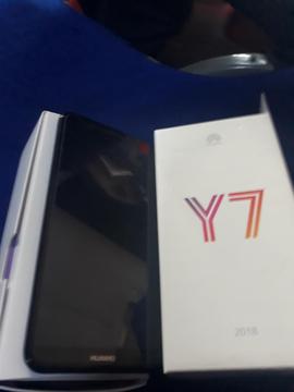 Huawei Y7 2018 con Caja Y Cargador