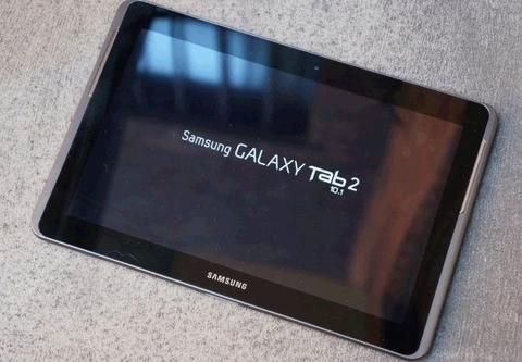 Samsung Galaxy Tab 2 10.1 pulgadas tablet y telefono