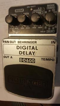 Pedal Digital Delay Dd600 Behringer Boss