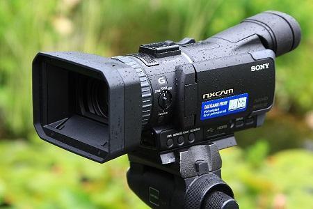 Videocámara profesional Sony HXRNX70 NXCAM !! solo incluye accesorios basicos