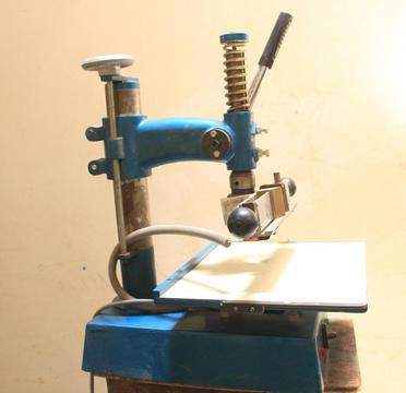 Máquina Pan de Oro / Hot Stamping para empastados