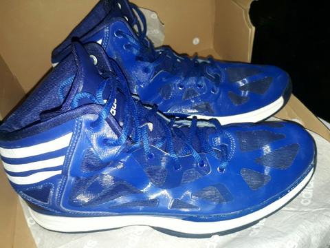 Zapatilla Adidas Talla 44 Usado Us10.5