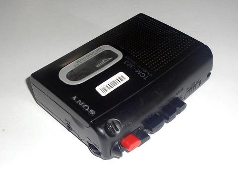 Sony Walkman Cassette TCM323 Grabadora de Voz. Altavoz integrado. Operativo Ok