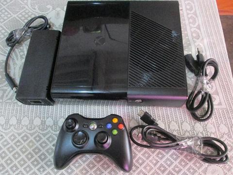 Xbox360 Modelo E con 2juegos Y 1mando