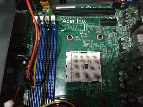 Placa Acer Socket Fm1 con Case Slim