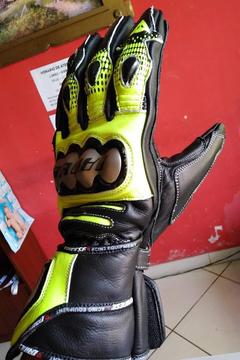 GUANTES DAINESE VALENTINO ROSSI VR46