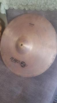 platillo crash 16' zildjian a 120soles