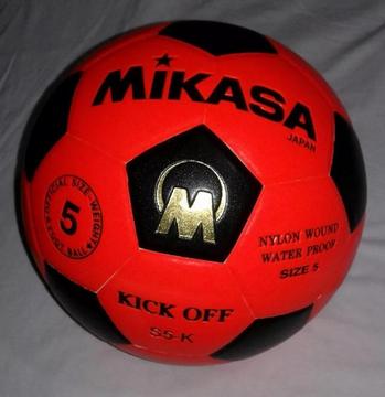 Pelota de Futbol marca MIKASA importada, producto único