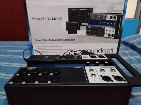 Mezcladora Soundcraft UI12