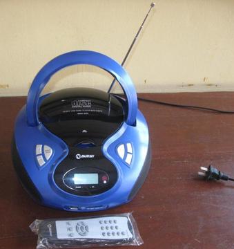 Radio Portátil CD/MP3 con Lector de USB y de Micro SD Control Remoto Miray