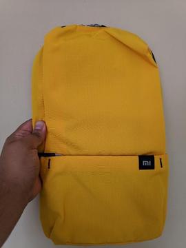 Mochila Xiaomi 10l Amarillo, Negro Y Vin