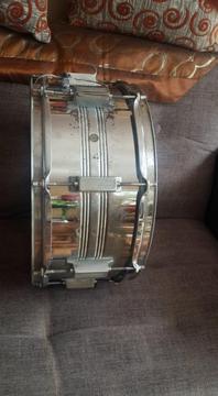 tarola 14x6.5 tama rockstar a 130soles