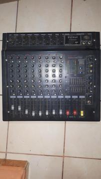 Vendo Consola de 8 Canales Lane Pmx-802d