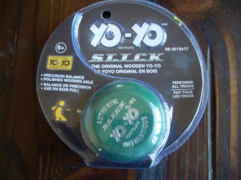 Objeto Auténtico de Coleccion: Yoyo Slick vintage de madera pulida