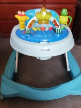 Andador Infanti de Tres Niveles