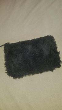 Remate Necesser, Cartuchera Peludo Negro