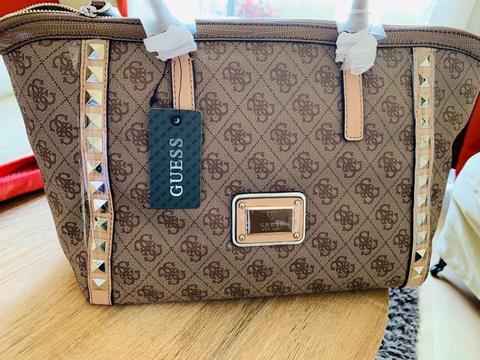 Cartera Guess